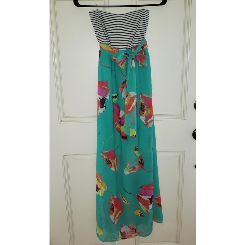 Strapless floral maxi dress